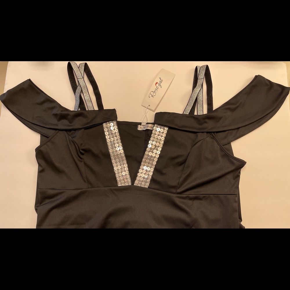 Plus Size Cold Shoulder Sequined Bodycon Dress